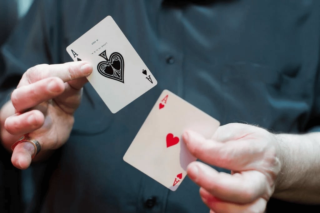 Magic lessons in Paris card tricks